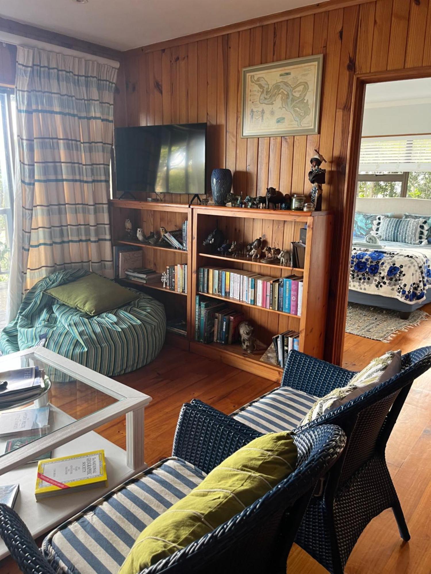 Peaceful Guest Suite With Balcony Views And Garden Setting Brenton-on-Sea Eksteriør bilde