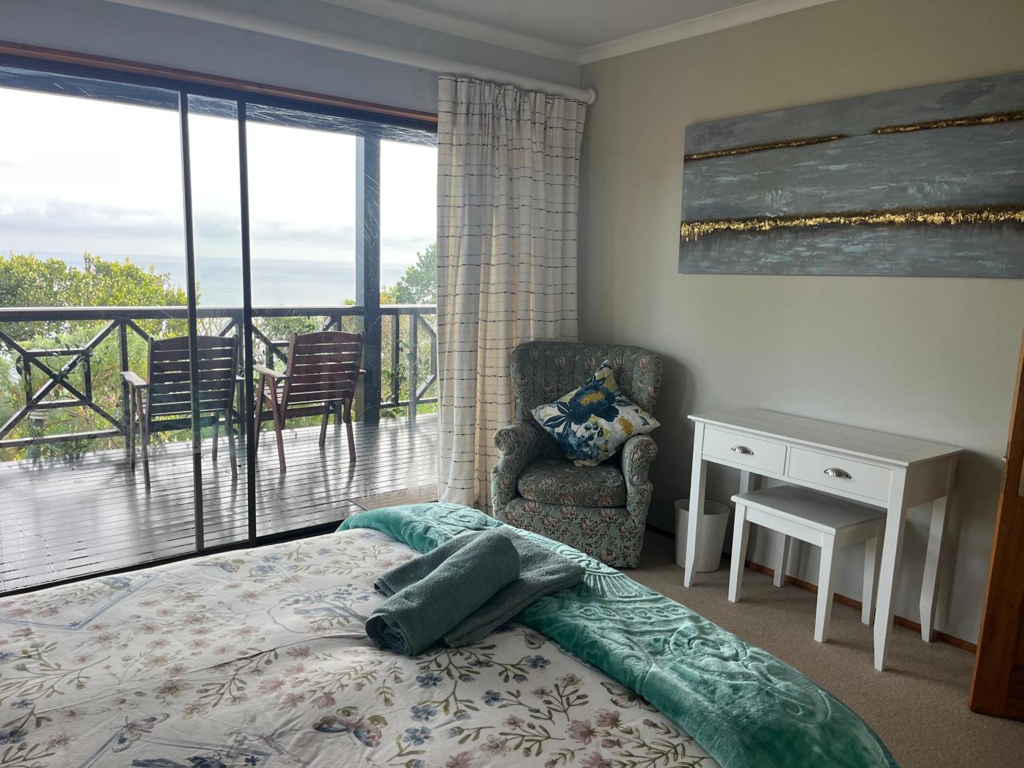 Peaceful Guest Suite With Balcony Views And Garden Setting Brenton-on-Sea Eksteriør bilde